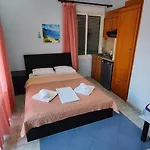 Paschalitsa Apartment *